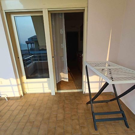 Alti Holiday Apartments One Orikum Exterior foto